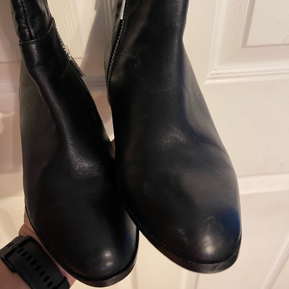 Michael Kors leather boots - Picture 2 of 7